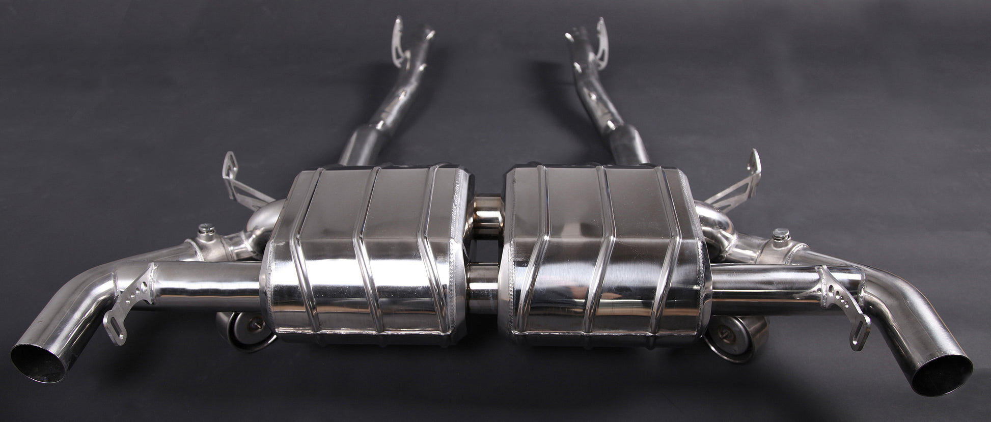 Capristo 02AM01803001 Aston Martin V12 Valved Muffler 