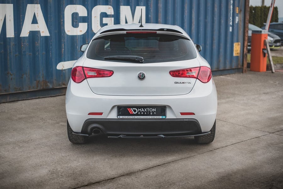 Maxton Design Alfa Romeo Giulietta (Facelift) Rear Side Splitters V.1