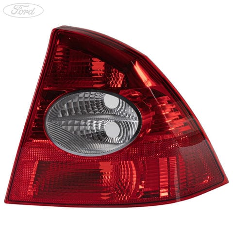 GENUINE FORD 1333832 FOCUS SALOON REAR TAIL LIGHT LAMP CLUSTER 2004-2011 | ML Performance UK