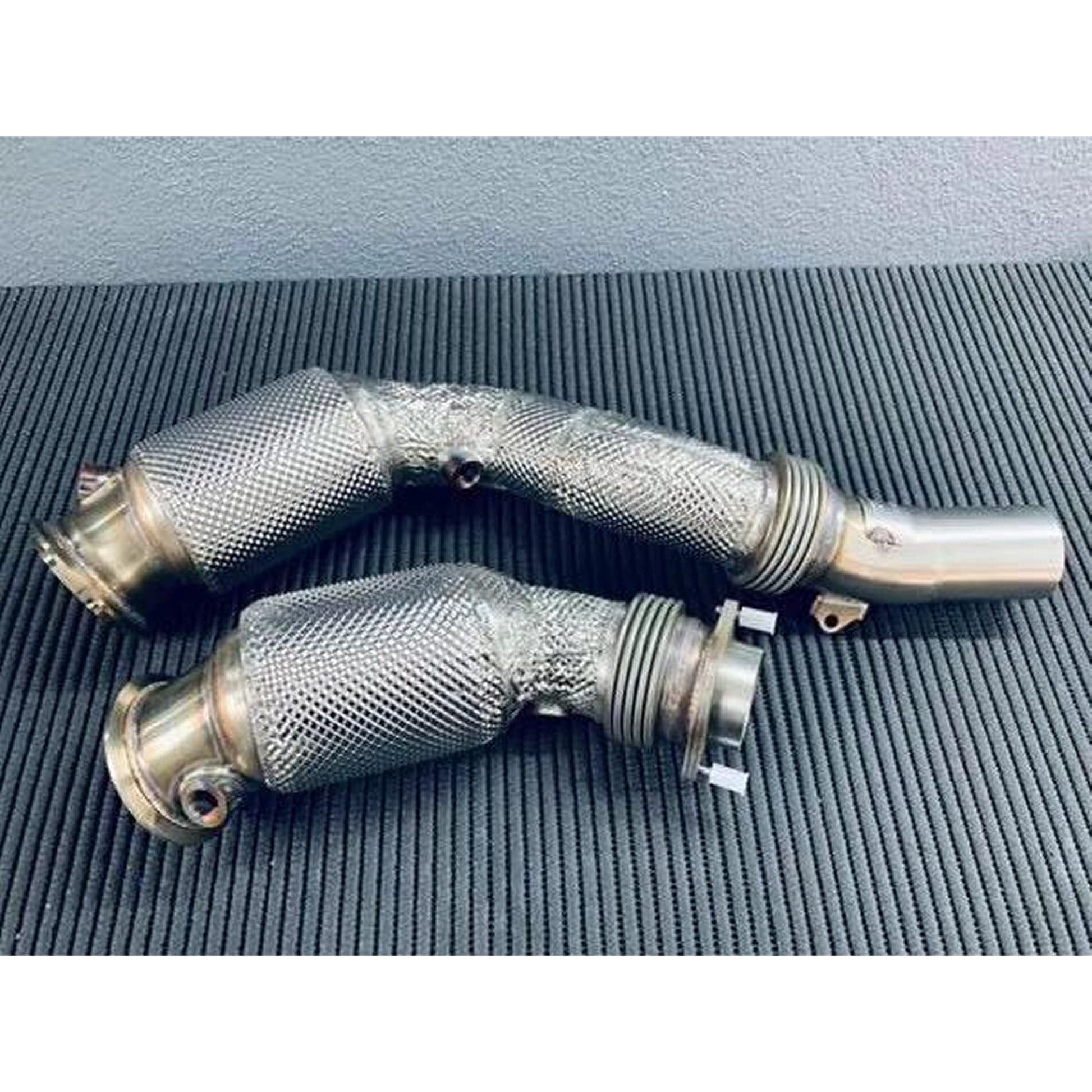 MANHART MH5F8731103x DOWNPIPES SPORT FOR BMW F87 M2 COMPETITION / CS WITH 300 CELLS HJS CATALYTIC CONVERTERS