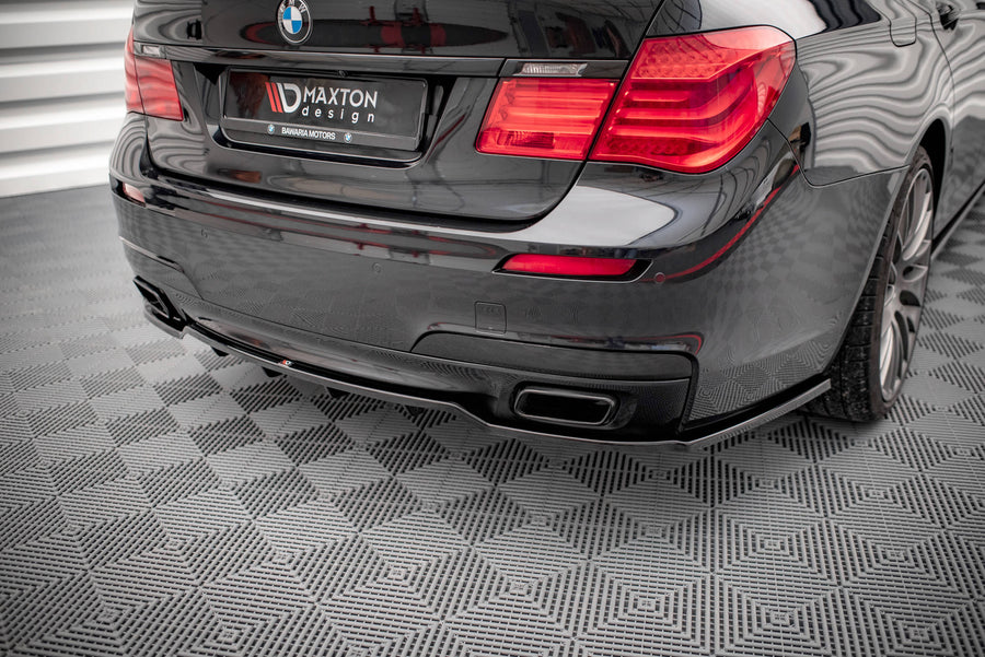 Maxton Design BMW Series 7 M-Pack F01 Central Rear Splitter (with vertical bars)