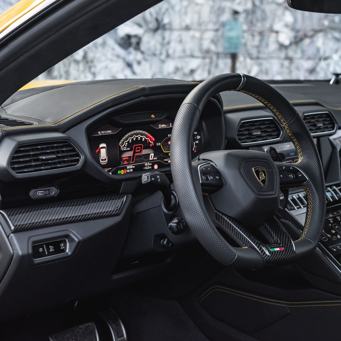 MANHART MHLU1210 CARBON INTERIOR PACKAGE FOR LAMBORGHINI URUS