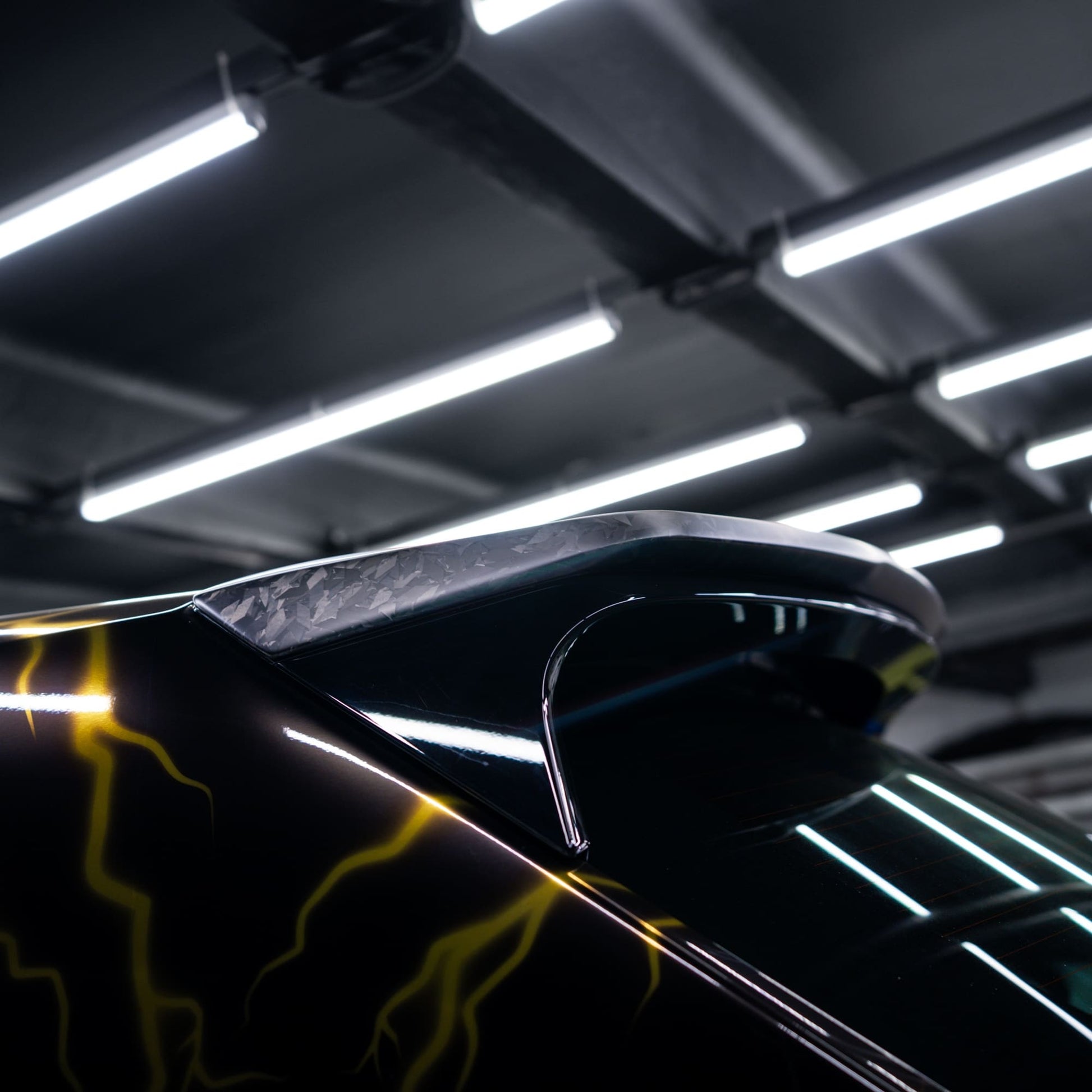 MANHART CARBON ROOF SPOILER FOR ROLLS-ROYCE CULLINAN