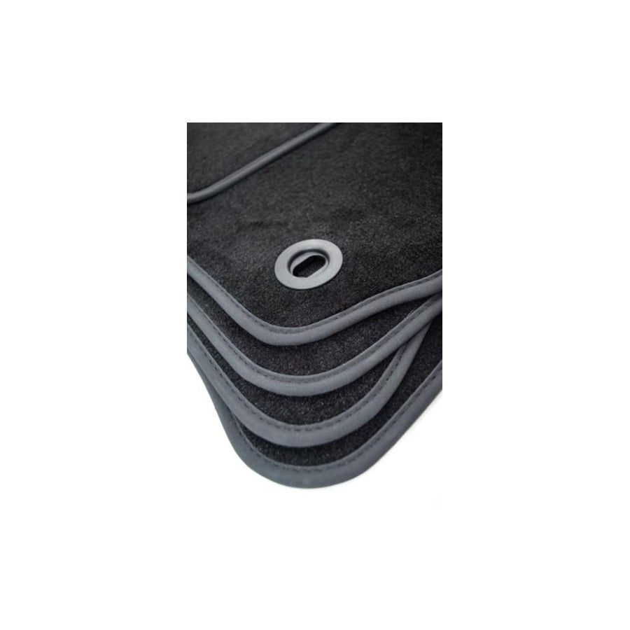 Custopol Mer185C Floor Mat Set Suitable For Mercedes-Benz E-Class Saloon (W211) | ML Performance UK