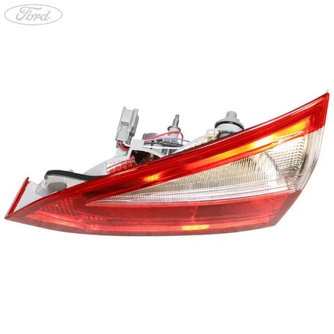 GENUINE FORD 1775986 FOCUS MK3 REAR DRIVER SIDE INNER LIGHT LAMP 4 DOOR ESTATE 2011-2015 | ML Performance UK