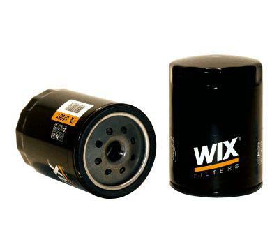 WIX Filters 51061 Oil Filter